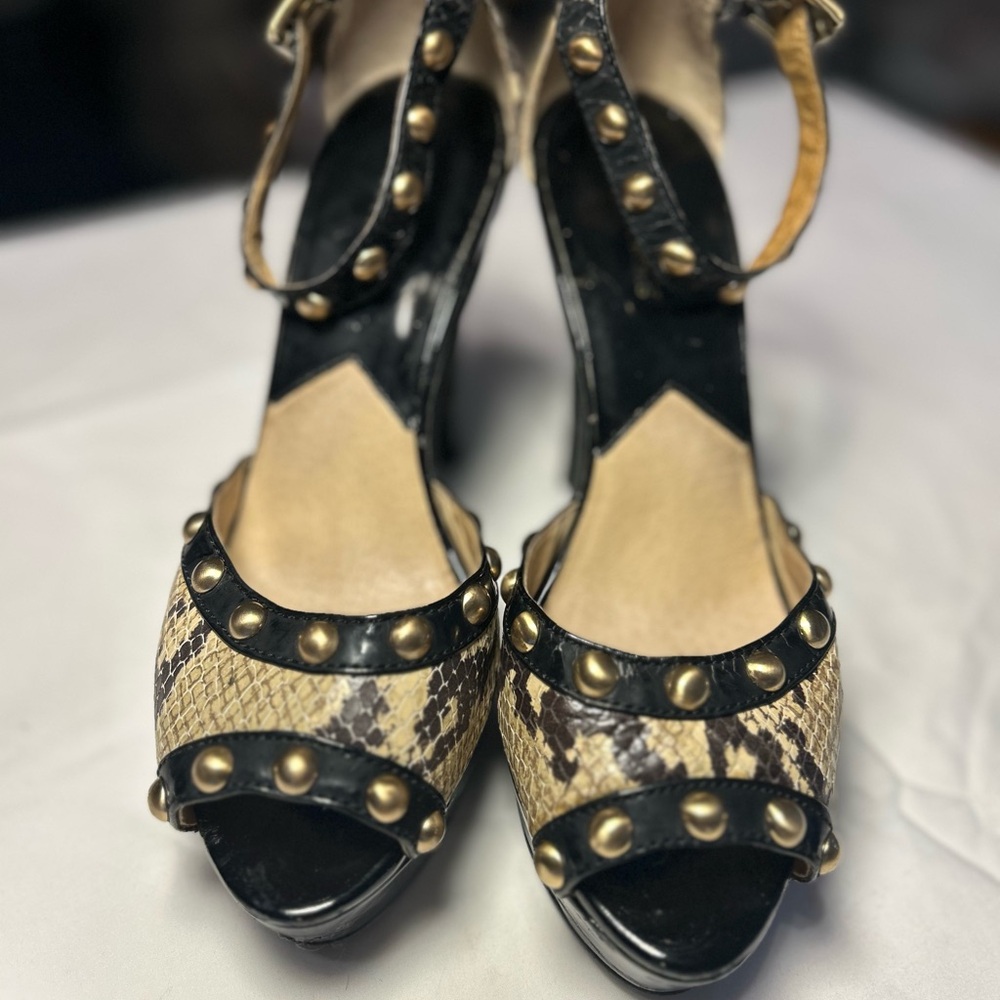 Michael Kors Black and Tan Snakeskin Heels